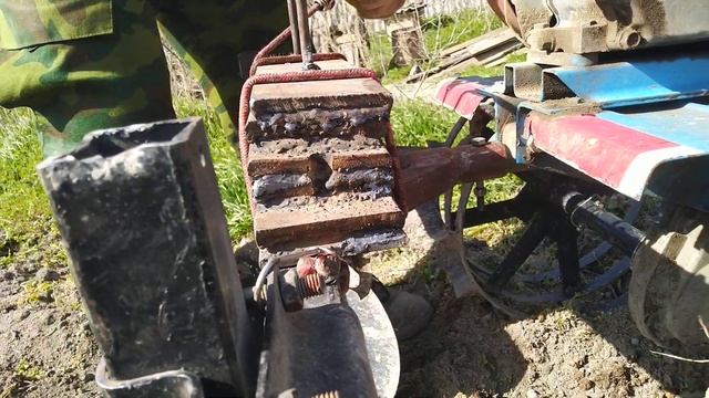 Как модернизировать( сделать) окучник на мотоблок (1080p).mp4