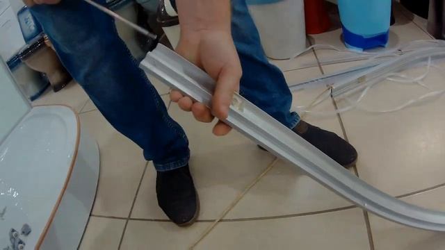 ВИДЕО ИНСТРУКЦИЯ СБОРКА душевой кабины 1м х 1м низкий поддон стекла белые , двери матовые смотреть онлайн