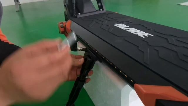 CNC kickstand assembling смотреть онлайн