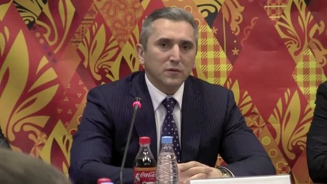 Александр Моор глава администрации города Тюмени смотреть онлайн