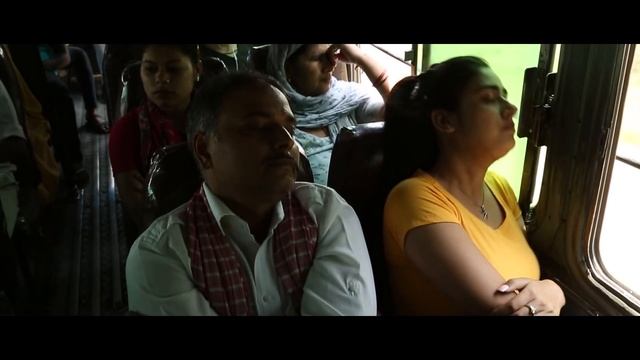 A man troubling a girl in bus learns a lesson - Wound - Hindi Short Film смотреть онлайн