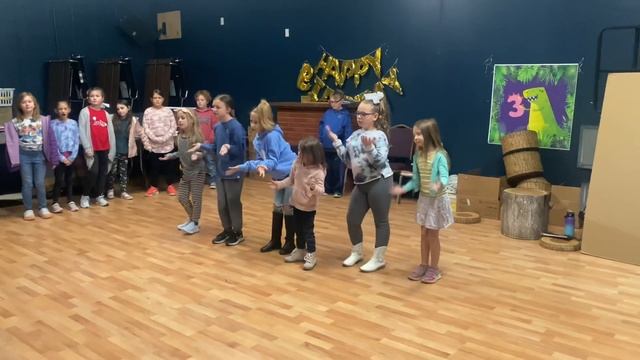 Prologue-AristoCats Kids:Purple смотреть онлайн