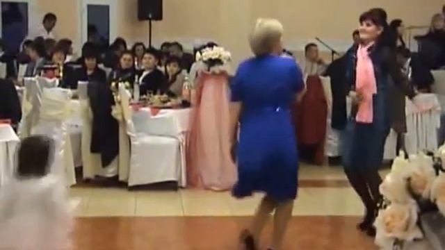 Я люблю танцевать.avi смотреть онлайн