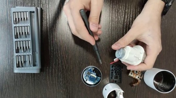 Разборка Tuya Zigbee smart thermostat value for radiator [ disassembly ]