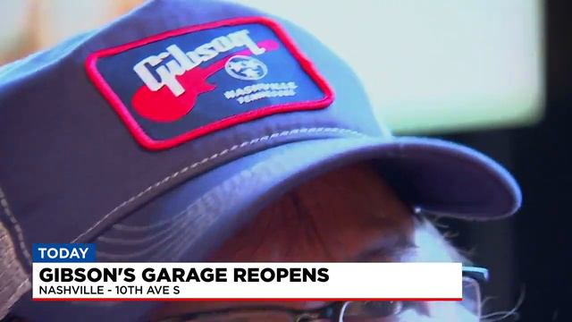 Gibson Garage Opens смотреть онлайн