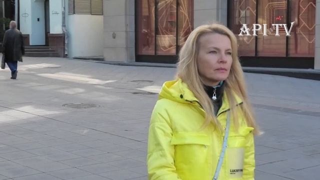 Прогулка Светланы Мельниковой - Dance Non-Stop! - Танцуйте без перерыва, танцуйте нон-стоп! смотреть онлайн