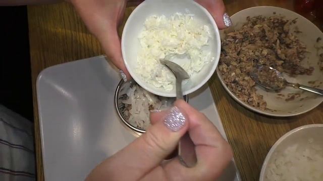 Салат РЫБОНЬКА Отличная альтернатива салату МИМОЗА Приготовить еще проще НЕЖНЫЙ и ВКУСНЫЙ смотреть онлайн