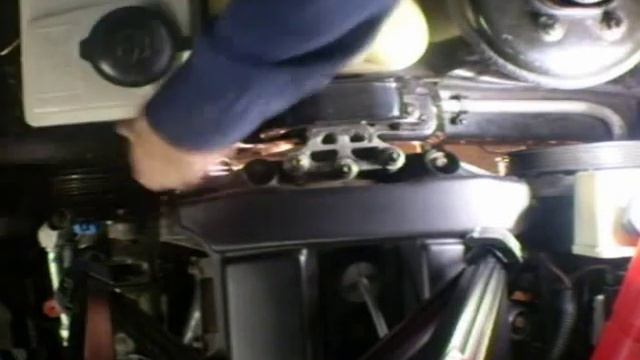 Serpentine Drivebelt Remove & Replace (version 2008) смотреть онлайн