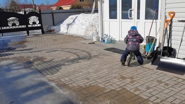 Новый макет серебряной кнопки / Ручьи уже бегут / Заряжаемся на целую неделю смотреть онлайн