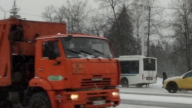 Автобус-гармошка,БУЛКИ ХАУЗ, Байрам,отель Азимут, Горсовет,Уфа,2 марта 2021 смотреть онлайн