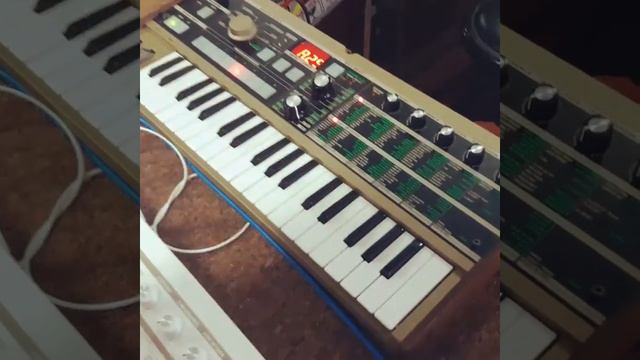 Korg MicroKorg MK-1 & Korg MicroKorg MK-1 S Synthesizer / Vocoder || Marshmello - Alone ( Cover ) 🎥 смотреть онлайн