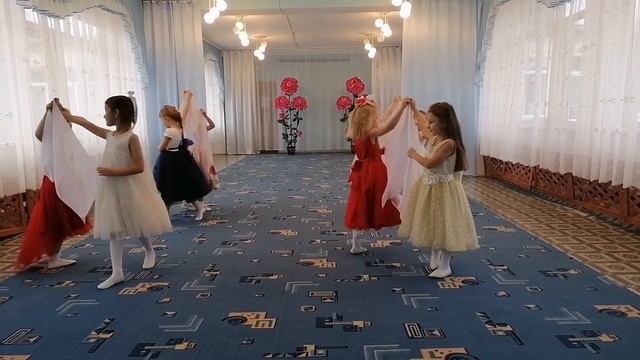 Хореография, танец с шарфами "Нежность", коллектив Домисолька, МБДОУ Д/с № 50 смотреть онлайн