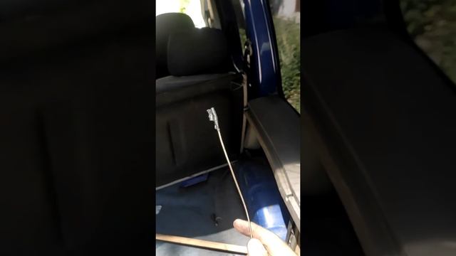 VW Caddy - ремонт омывателя задней двери смотреть онлайн