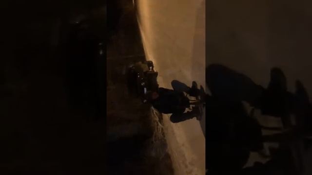 боком на снегокате) смотреть онлайн