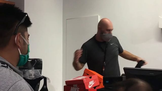 Florence Outlet |The Mall смотреть онлайн