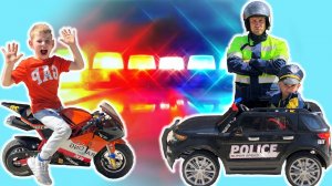 Baby biker Super Lev and Story with Sidewalk Cops