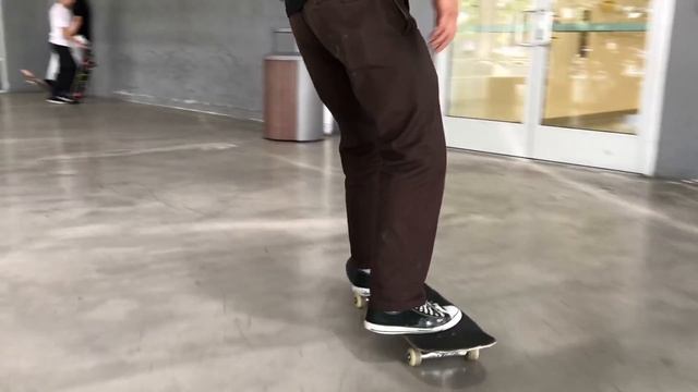 LOOSE SKATEBOARD TRUCKS vs TIGHT SKATEBOARD TRUCKS смотреть онлайн