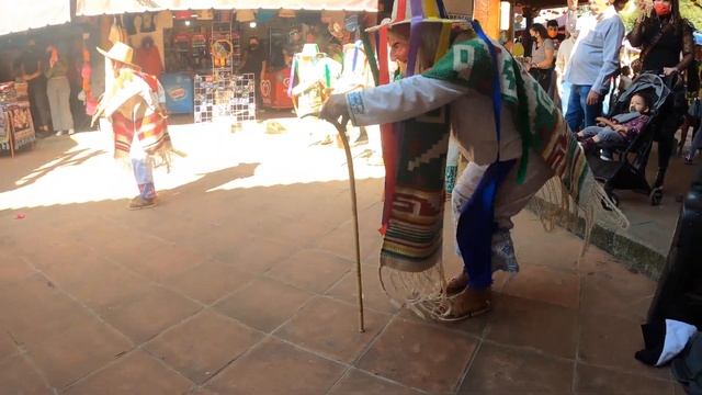 Mexico's Day of the Dead Celebration - Dia de los Muertos смотреть онлайн