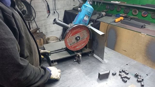 Плюсы минусы стойки для болгарки. Немного доработал. смотреть онлайн