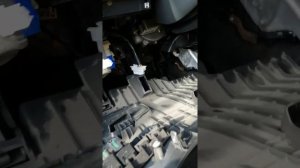 Как заменить электродвигатель отопителя салона на Nissan х-трейл Т31 (часть 1)