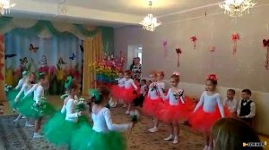 Танец цветы для мамы в детском саду