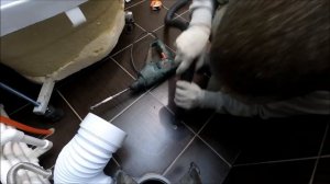 Как установить унитаз. Подключение унитаза к канализации и к воде