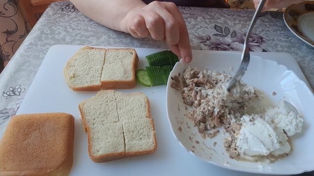 Рийет из рыбы.Самый простой паштет из рыбы.Готовим паштет из консервы смотреть онлайн