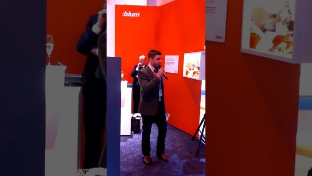 Darren Morgan speaks at KBB 14 Blum Innovation Awards смотреть онлайн