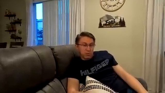 Дом электрика в США / Сколько зарабатывают электрики в Америке / Открываем подарок родителей смотреть онлайн