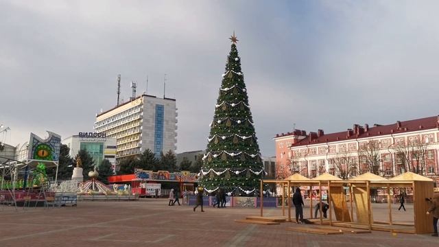 Армавир Предновогоднее настроение! мини влог. Армавир 17 Декабря 2021г смотреть онлайн