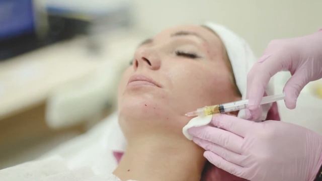 Процедура Плазмолифтинга в Эл.Эн. Бьюти клаб. смотреть онлайн