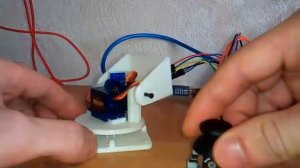 Поворотное устройство для камеры на 3D принтере управляемое джойстиком на Arduino uno
