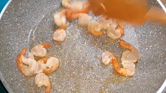 ঘরেই তৈরী করুন ঝটপট শ্রিম্প থাই স্যুপ / Shrimp Thai Soup / Restaurant Style Shrimp Thai Soup смотреть онлайн