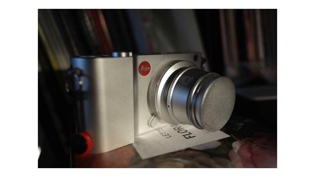 Fujifilm X-M1 and XF18mm f2 cosplaying as a mini Leica Q on a nice autumn evening with cigars смотреть онлайн