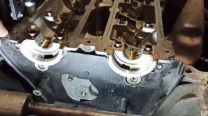 Снимаем ГБЦ Форд Мондео 1.8 115 л.с. 1998