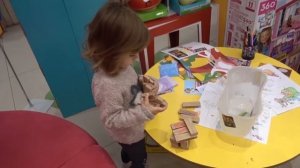 VLOG Одинаковый лук Алисы и Даши. Идём гулять с блогерами