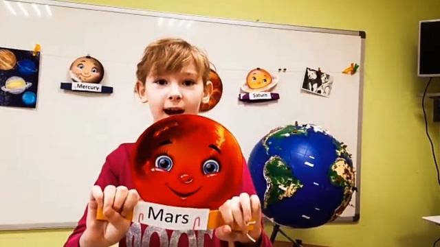 We are the planets big and round! Cosmonautics Day! смотреть онлайн