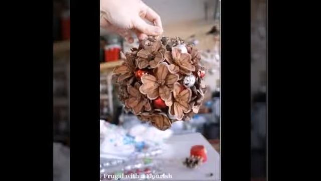 MC Festive wreath of cones Мастер класс Праздничный венок из шишек смотреть онлайн