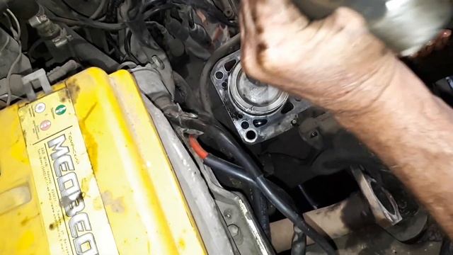 Почему двигатель жрёт масло. Установка поршней в блок цилиндров смотреть онлайн