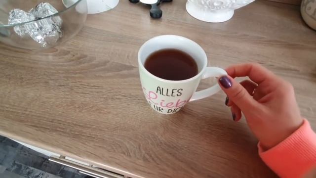 ЧТО Я ЕМ/КАКОЙ ЧАЙ ПЬЁТЕ ВЫ?САЖАЮ СМОРОДИНУ смотреть онлайн