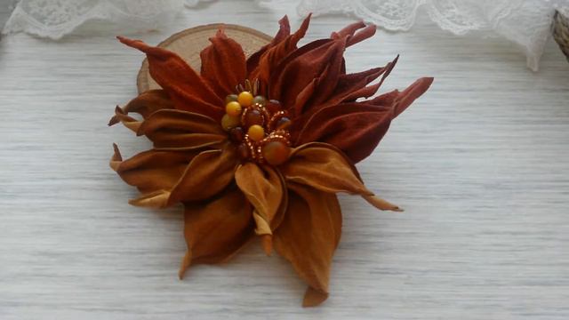 Цветок из кожи "Рыжая красавица" смотреть онлайн