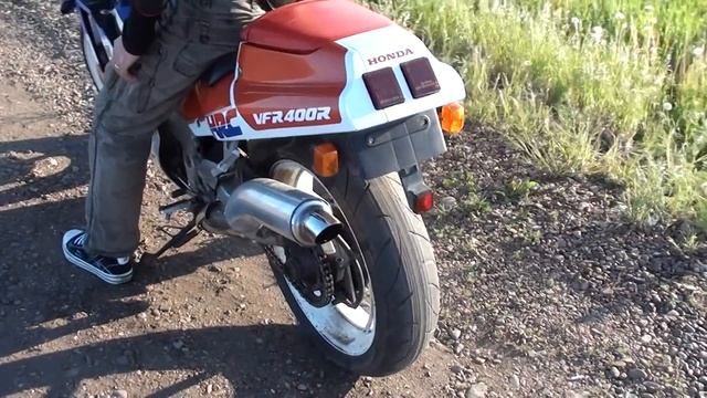 Honda VFR 400 sound смотреть онлайн