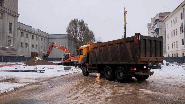 В Самаре продолжается строительство станции метро "Театральная" смотреть онлайн