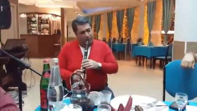 Юра Сумгаитский с друзьями на яхте смотреть онлайн
