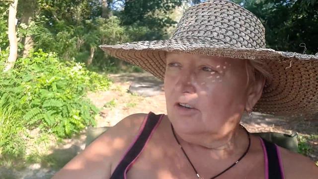 РУКИ ДРОЖАТ ОТ ИСПУГА...... смотреть онлайн