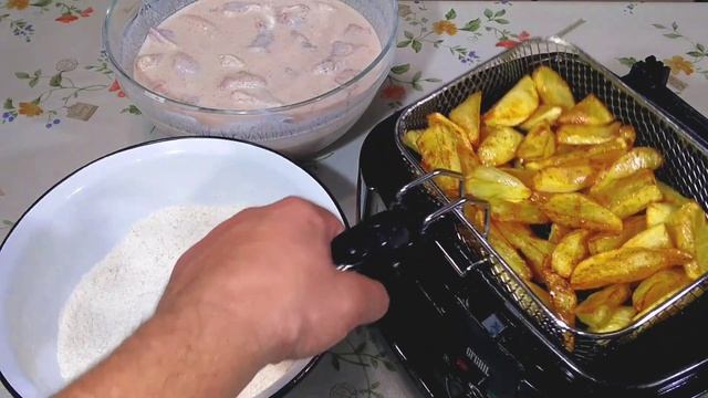 Куриные крылышки на кефире во фритюре, вкуснее чем в KFC. смотреть онлайн