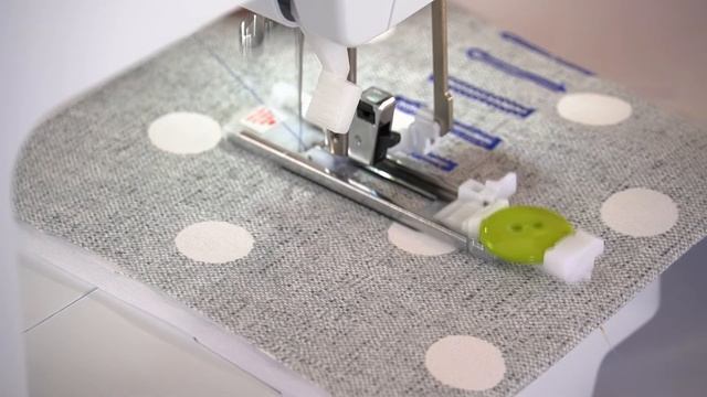 Bordadora y Máquina de Coser Bernette Chicago 7 смотреть онлайн
