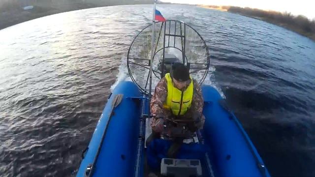 Трое в лодке, не считая ветра смотреть онлайн