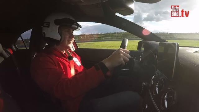 Mercedes-AMG A 45 Facelift – Mehr Geht Nicht! (2015)