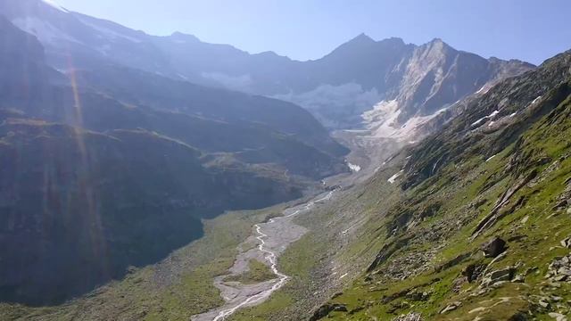 ЛЕТНИЕ НОЧИ.Автор, исполнитель Елена Кефалиди, фортепиано Арина Переладова.